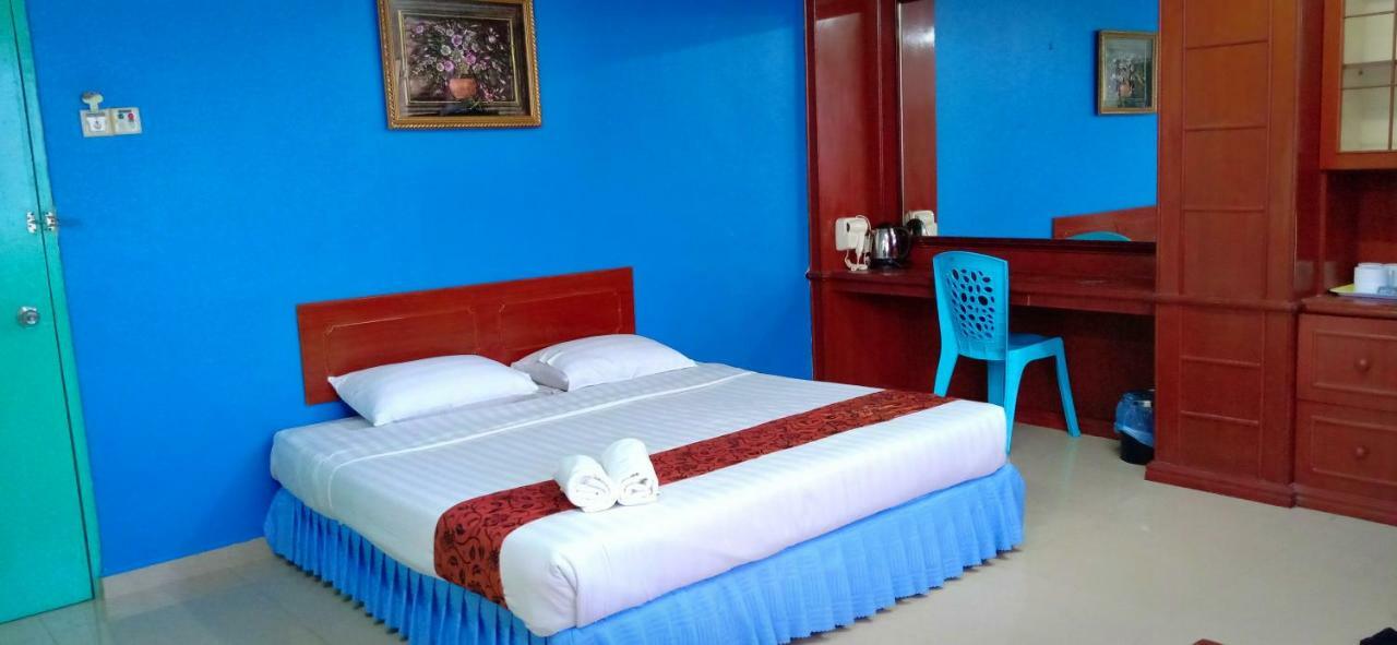 Hotel K T Mutiara Kuala Terengganu Exterior photo